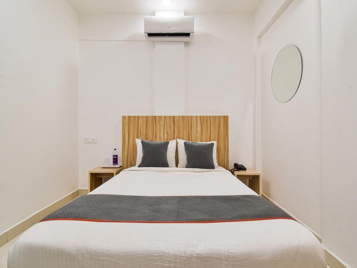 Oyo Townhouse 498 Hotel Western Nagpur Eksteriør bilde