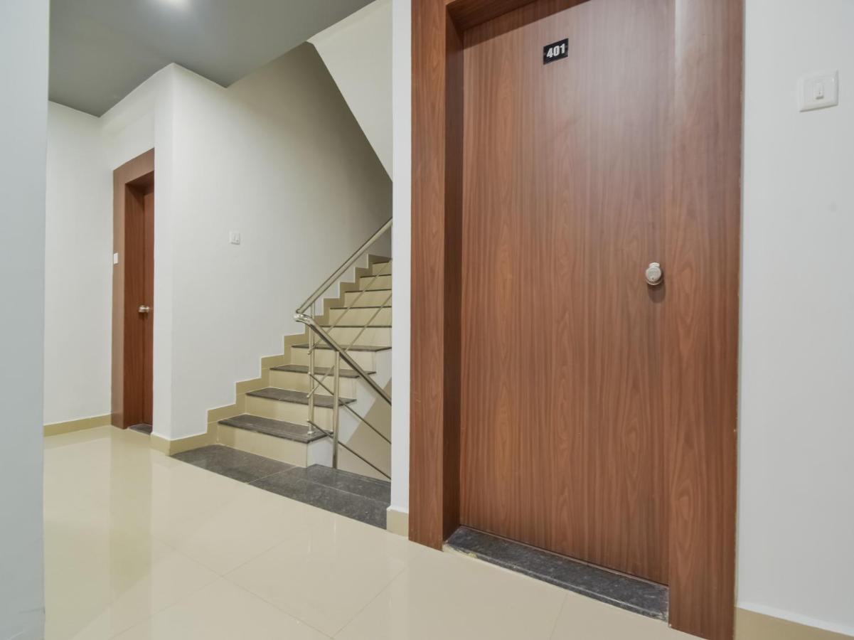 Oyo Townhouse 498 Hotel Western Nagpur Eksteriør bilde
