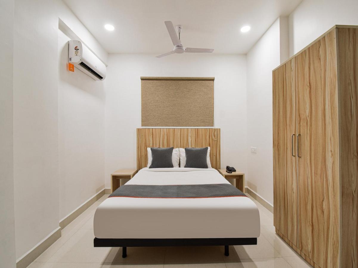 Oyo Townhouse 498 Hotel Western Nagpur Eksteriør bilde